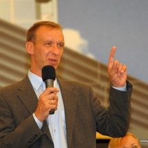 1 Church Serving – Jule 03 2011 1 Church Serving – Jule 03 2011